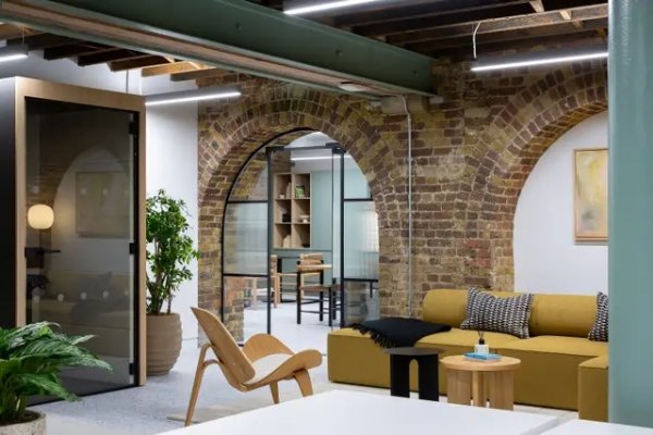 Property at 2 Pear Tree Court, London, EC1R 0DS